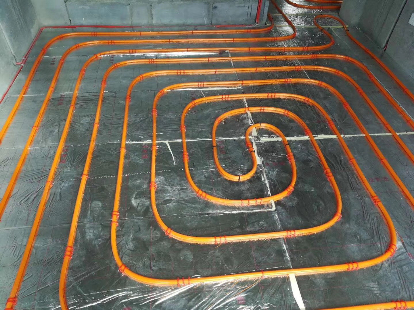 青島沃富新能源科技有限公司風冷熱泵末端施工